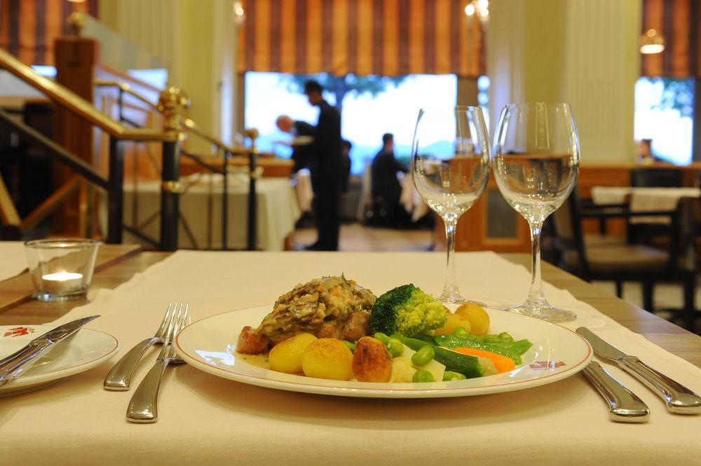 De La Paix Hotel 4*