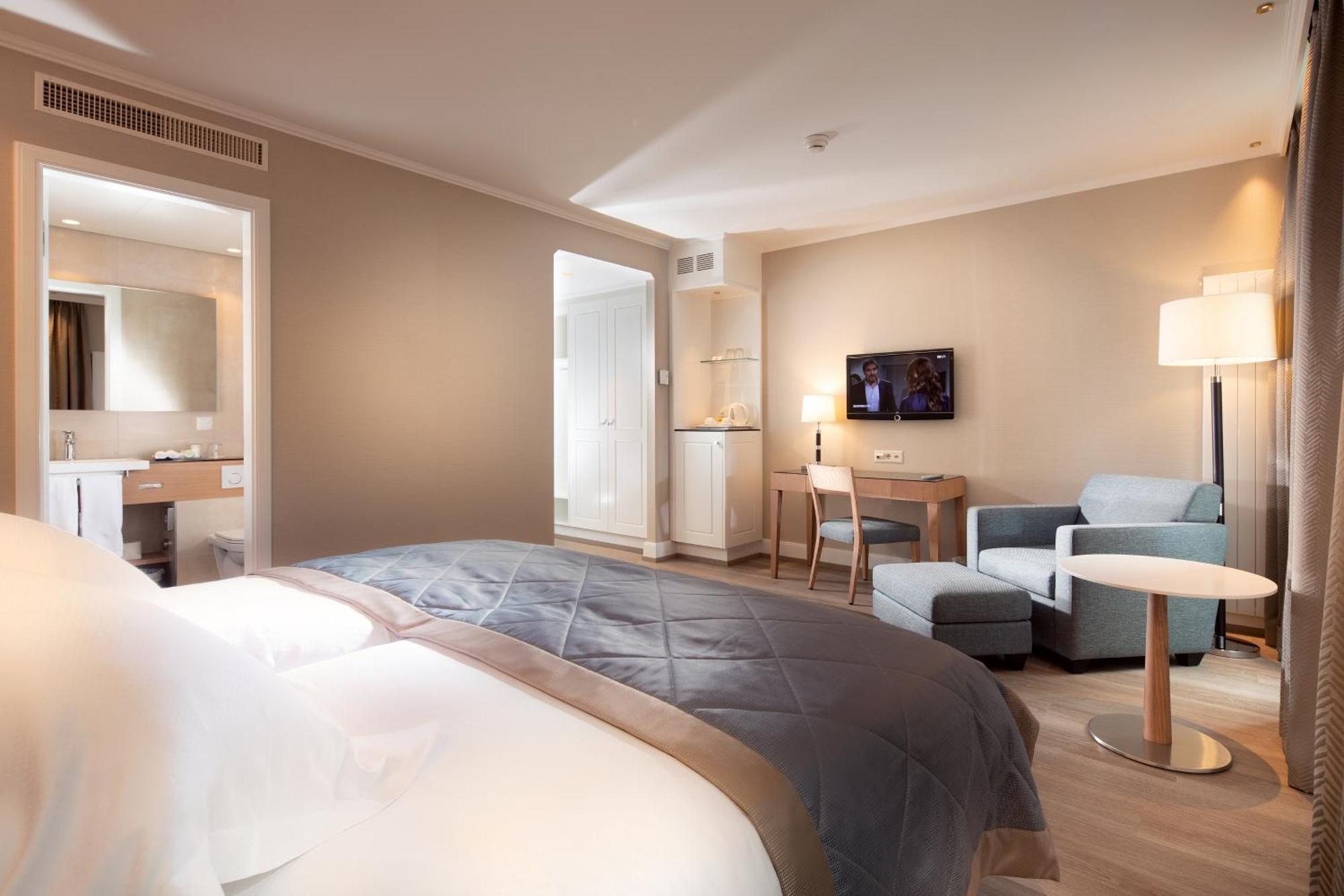 De La Paix Hotel