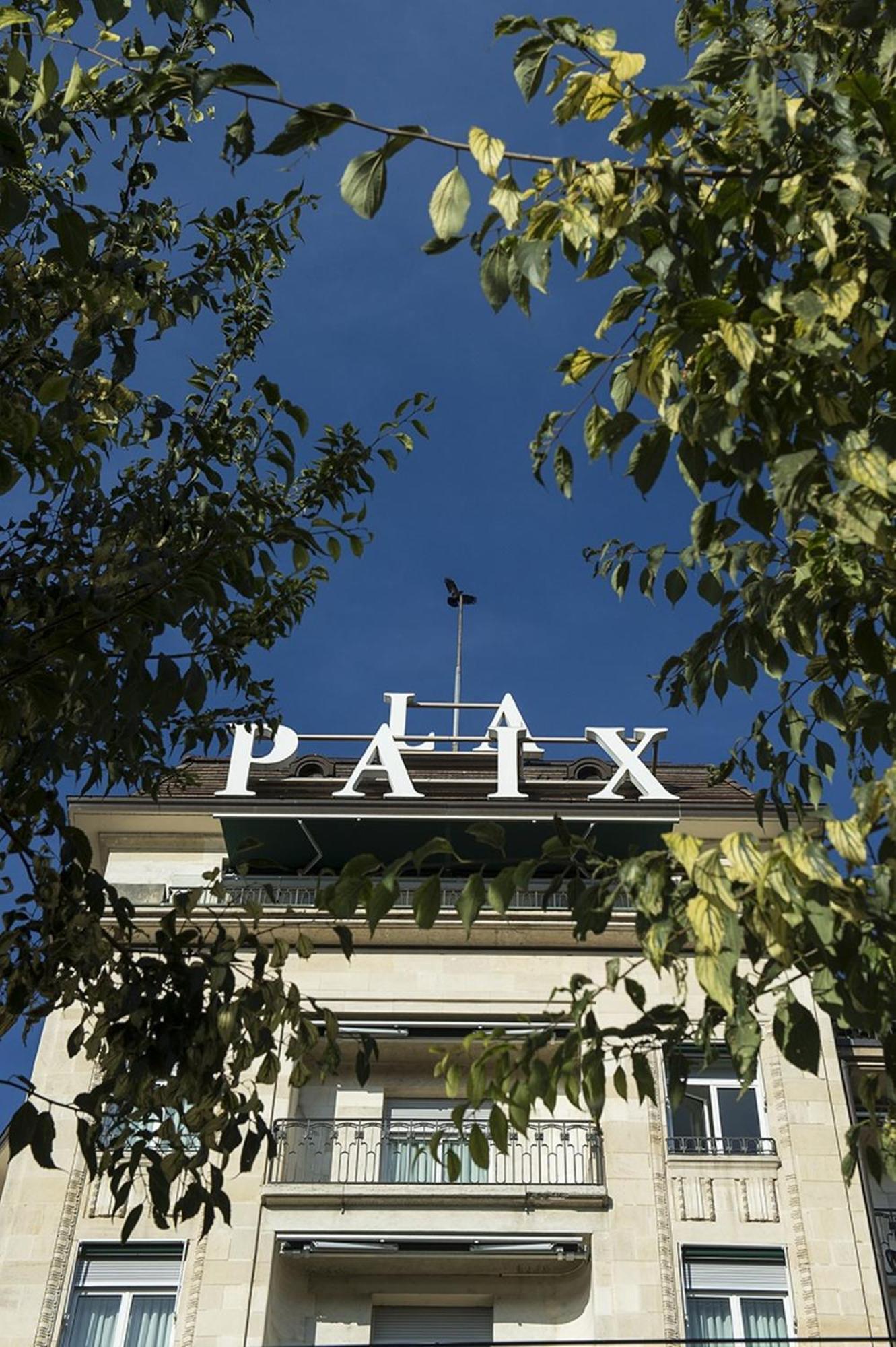 De La Paix Hotel